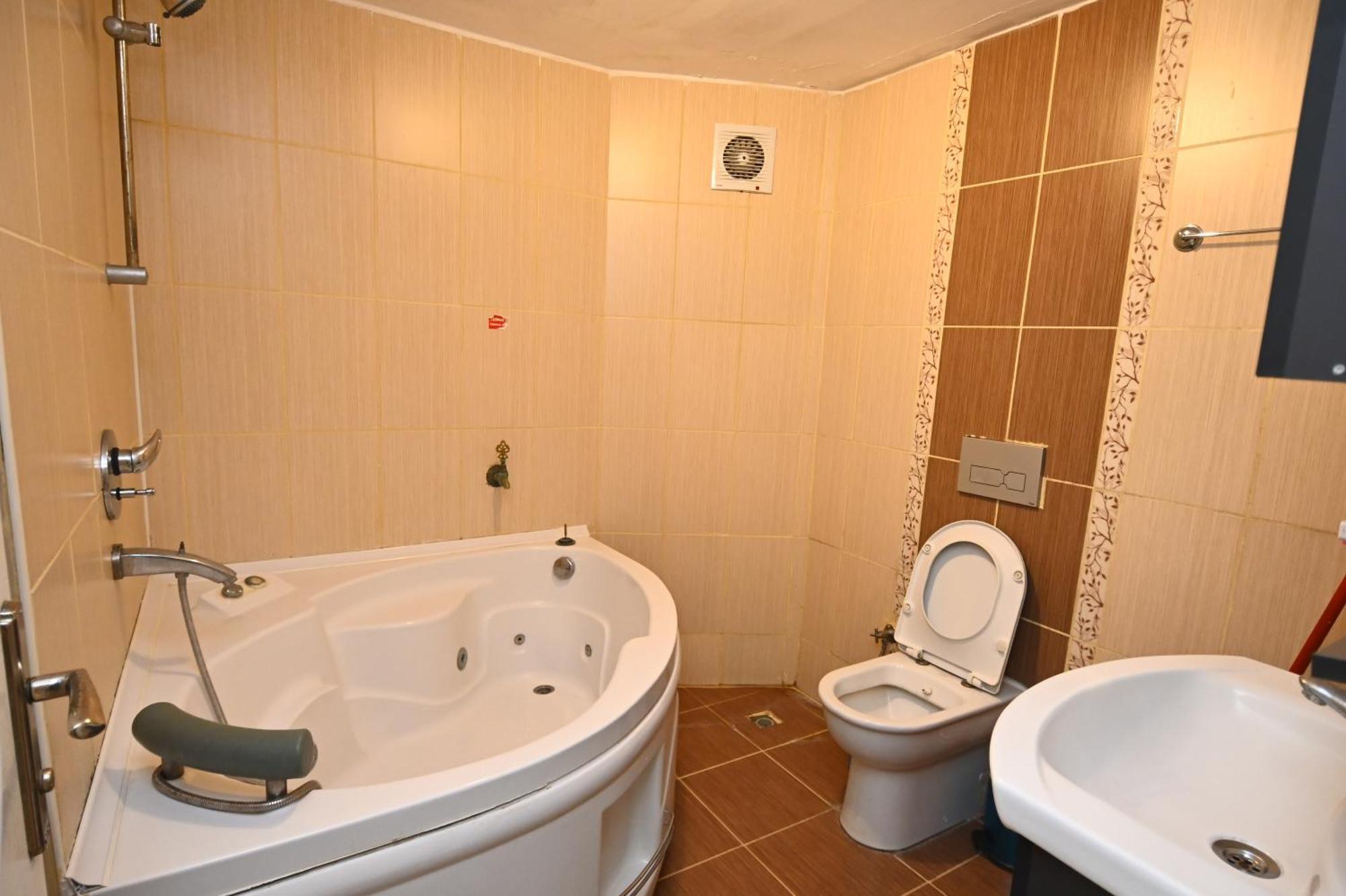 Sarot Thermal Vadi Tatil Koyu - Halal Hotel Bolu Zewnętrze zdjęcie
